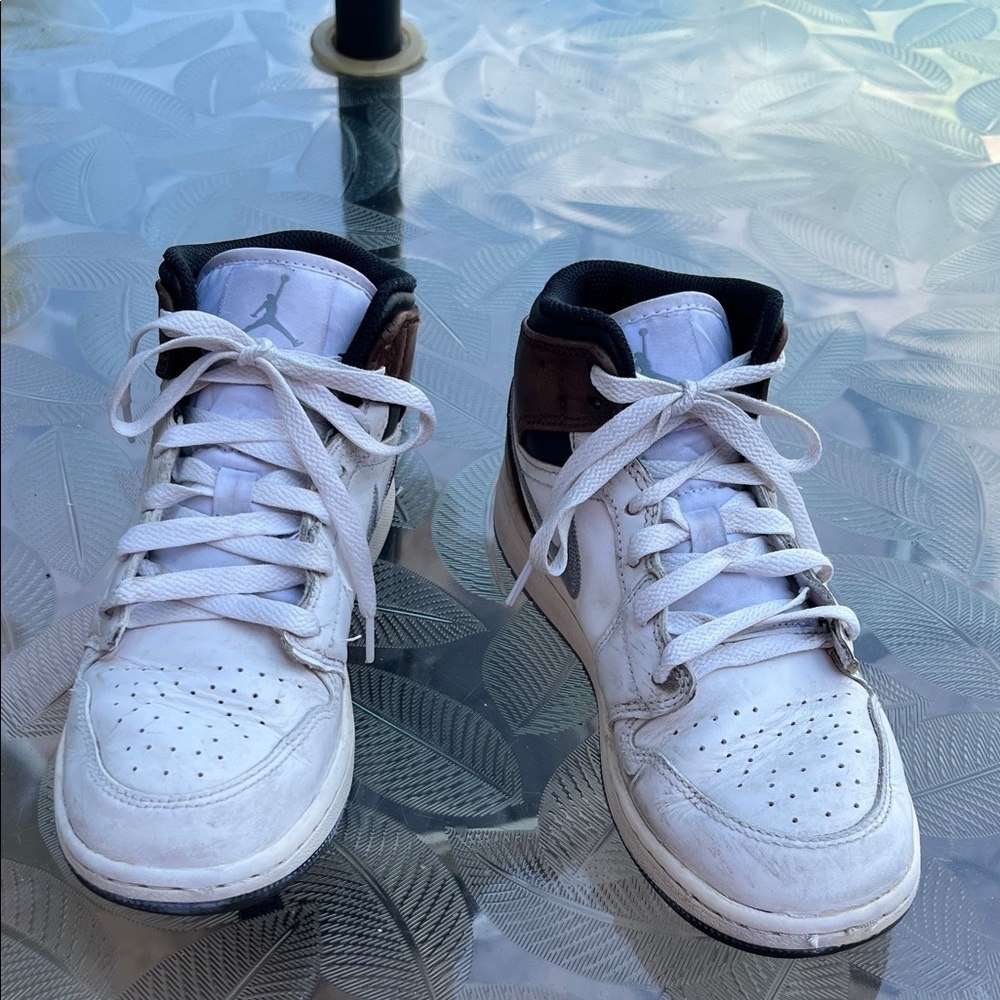 Jordan White and Brown High-Top Sneakers - Size 4.5.Y